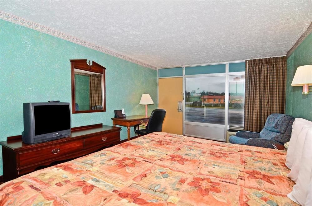 Red Roof Inn Berea Bilik gambar